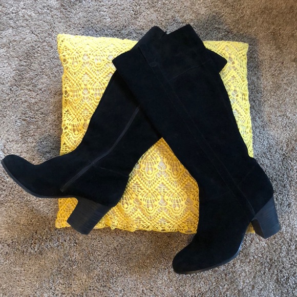 Tesori Shoes - SALE✨Tesori 👢Black suede knee high boots Sz:7